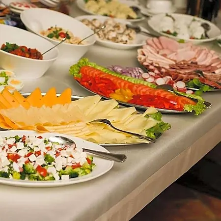 Zamek Karpniki Schloss Fischbach Otel 4*