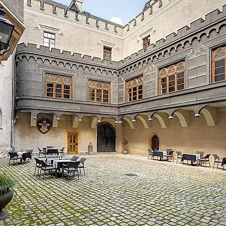 Aparthotel Zamek Karpniki Schloss Fischbach Karpacz