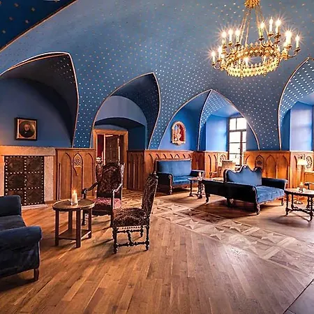 Aparthotel Zamek Karpniki Schloss Fischbach Karpacz